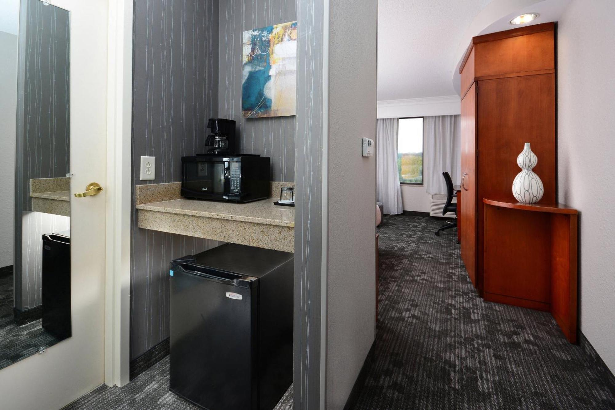 คอร์ทยาร์ด แดนวิลล์ Hotel ภายนอก รูปภาพ