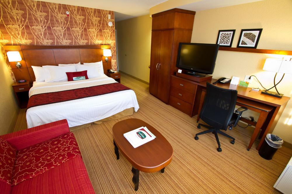 คอร์ทยาร์ด แดนวิลล์ Hotel ภายนอก รูปภาพ